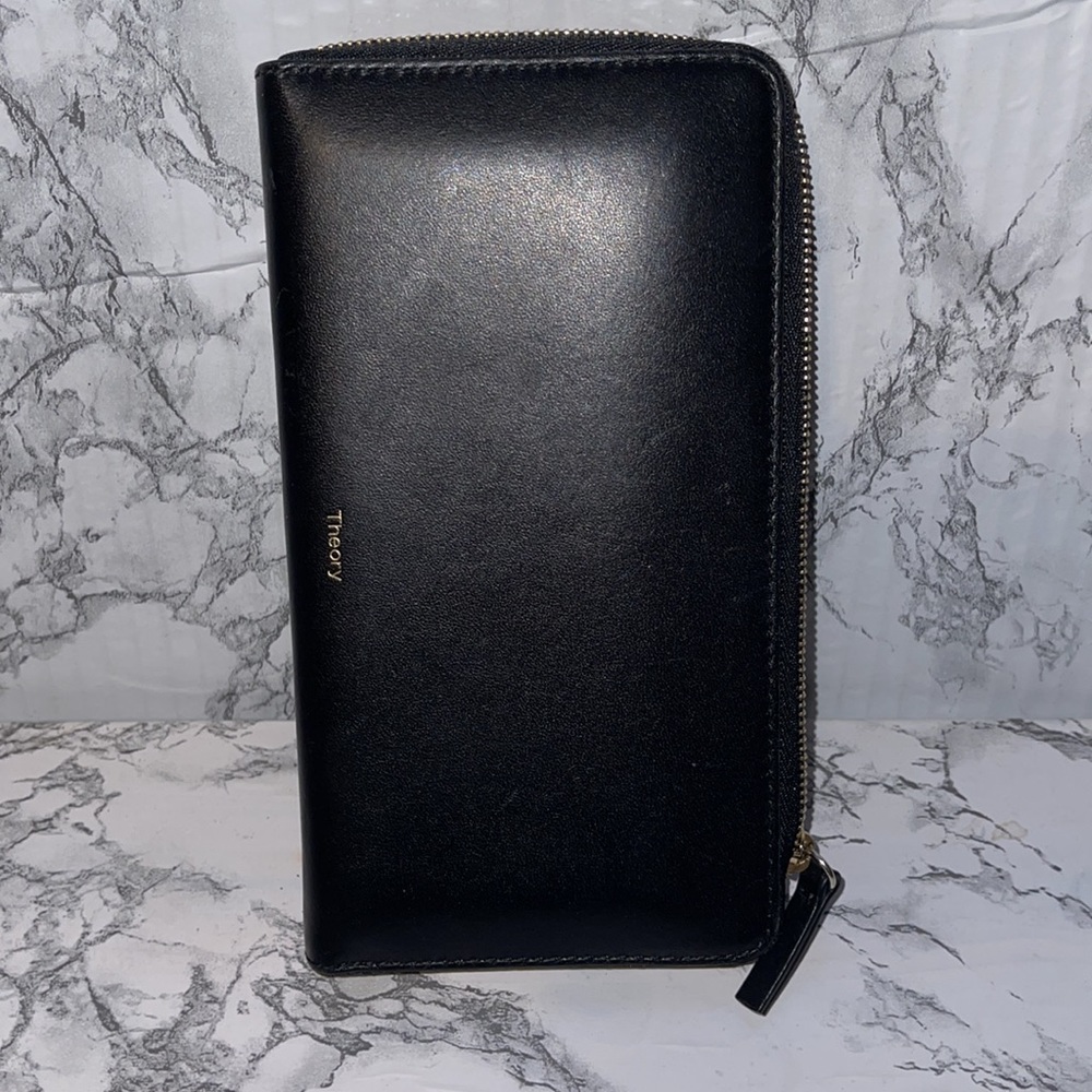 THEORY BLACK SLIM LEATHER WALLET GOLD ZIPPER SLOTS FOR CARD ZIPPED CHANG…
